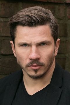 Renars Latkovskis interpreta Dukhovich Merc