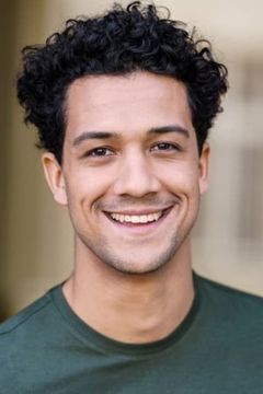 Rojan Juan Barani interpreta Tate Wheeler