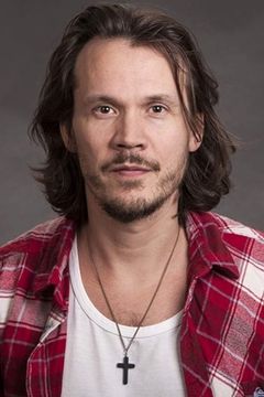 Rikard Svensson interpreta Jögga