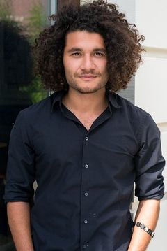 Alkan Çöklü interpreta Melvin