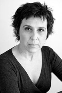 Silvia Kahn interpreta L'employée de maison