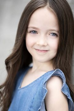Vera Ann Frederickson interpreta Daisy