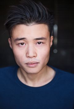 Aidan Cheng interpreta Co-Pilot Wú