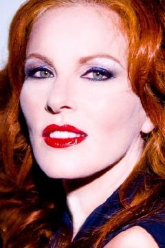 Pamela Dickerson interpreta Girlfriend