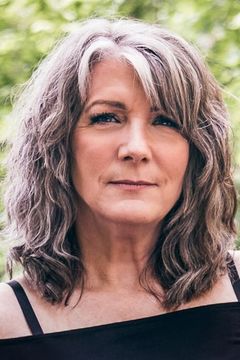 Kathy Mattea interpreta Woman with Concealed Guns
