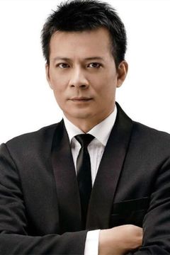 Felix Wong interpreta Tsang