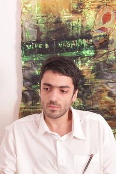 Francisco Miguez interpreta Mano