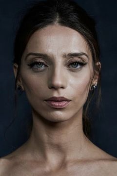 Angela Sarafyan interpreta Magda Cybulska