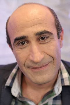 Samir Elhakim interpreta Mokhtar