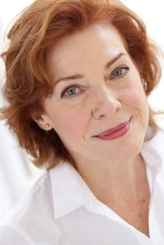Diane Ciesla interpreta May