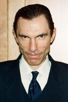Ron Mael interpreta Sparks