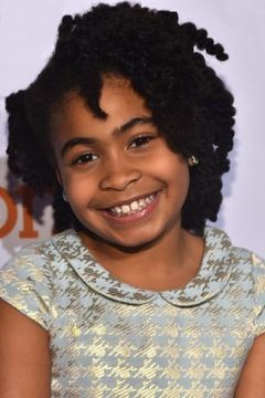 Taliyah Whitaker interpreta Esther