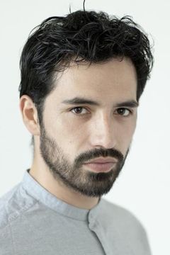 Harrison Arevalo interpreta Juan