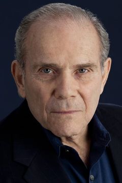 Joseph Ragno interpreta Ernie