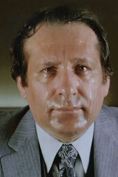 Carmine Caridi interpreta Carmine Rosato