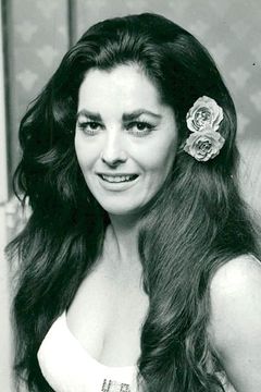 Edy Williams interpreta Second Girl (uncredited)