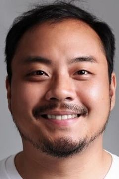 Kim Tae-joon interpreta Min-jung's husband