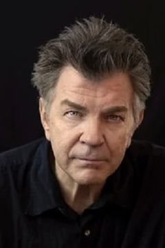 Kenneth McGregor interpreta Detective at Hospital