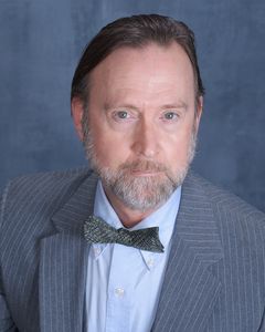 Harold Rudolph interpreta Lawyer (uncredited)