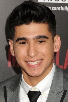 Hector Duran interpreta Johnny Sameniego