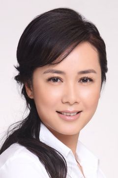 Jiang Wenli interpreta Yan Hong/Siu Dau Ji's mother