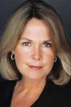 Pamela Redfern interpreta Flight Attendant