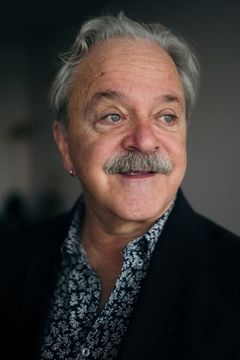 Jim Cummings interpreta Luca / Additional Voices (voice)