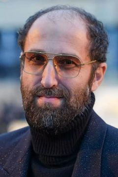 Thomas Bangalter interpreta Masked DJ