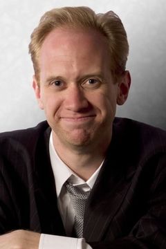 Tom Myers interpreta Stand-up Comedian (uncredited)