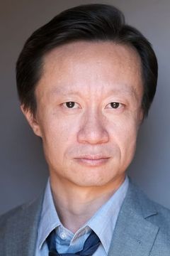 Zhan Wang interpreta Guy Torrence