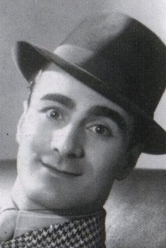 Dante Maggio interpreta Emilio