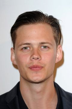 Bill Skarsgård interpreta Pennywise