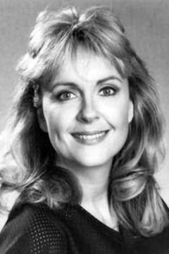Deborah Harmon interpreta TV Newscaster (uncredited)