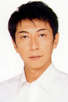 Eisuke Sasai interpreta Hideki Onodera