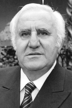 Adolfo Celi interpreta Sandri