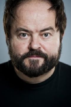 Kenneth Collard interpreta Prince Tverskoy