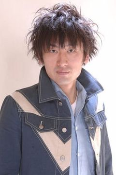 Daigo Fujimaki interpreta Piano Man (voice)