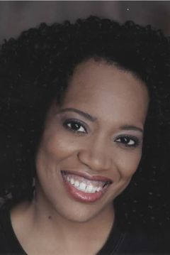 Shona Tucker interpreta Jeanette
