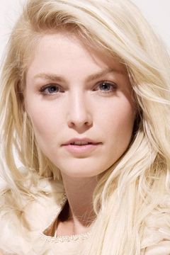 Whitney Able interpreta Samantha Wynden