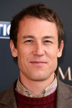 Tobias Menzies interpreta Frank Randall / Jonathan Randall