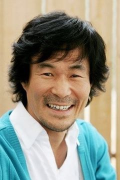 Oh Gwang-rok interpreta Mi-ri's Father