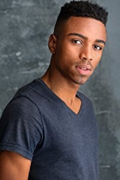 Christopher O'Neal interpreta Ben Dupree