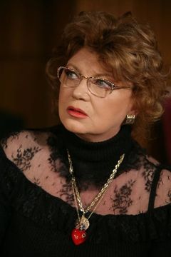 Cezara Dafinescu interpreta Dorina