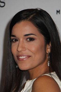 Alicia Sixtos interpreta Carrier Bridge Techs