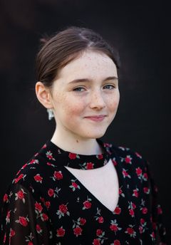 Aoife Gaffney interpreta Grace Furlong