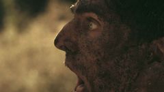 Andrew Harwood Mills interpreta Man at Bar