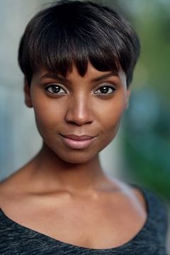 Alisha Bailey interpreta Kate