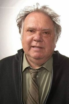 Maury Chaykin interpreta Major Fambrough