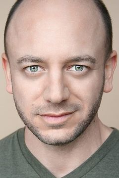 Marc Bowers interpreta Fourth Soldier