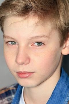 David Melkonyan interpreta Kolovrat in childhood